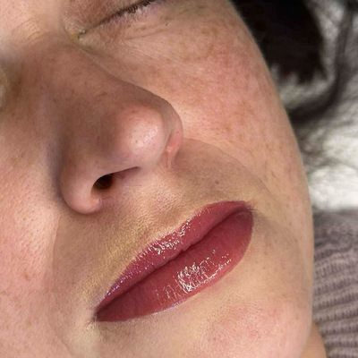 PERMANENTNY MAKIJAŻ UST: idealny kolor, perfekcyjny kształt, długotrwały efekt!
