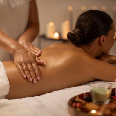 MASAŻ TWARZY + MASAŻ CIAŁA: luksusowy voucher na prawie 2 godziny głębokiego relaksu!