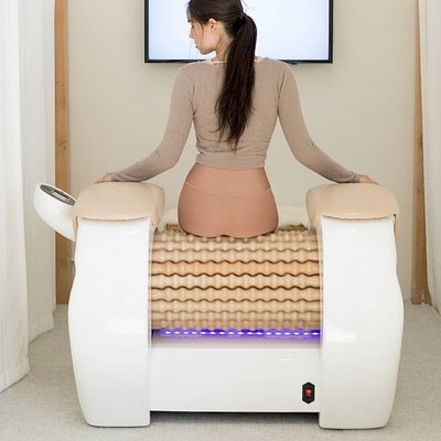 ROLLETIC Z LAMPĄ INFRARED – 4 WEJŚCIA NA PROGRAM MODELUJĄCY SYLWETKĘ: redukcja cellulitu, pobudzenie krążenia i gładsza, bardziej jędrna skóra.